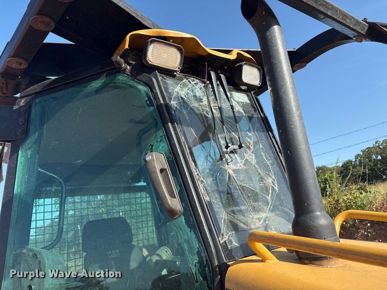 image for item DT6682 2012 Caterpillar D5K LGP dozer