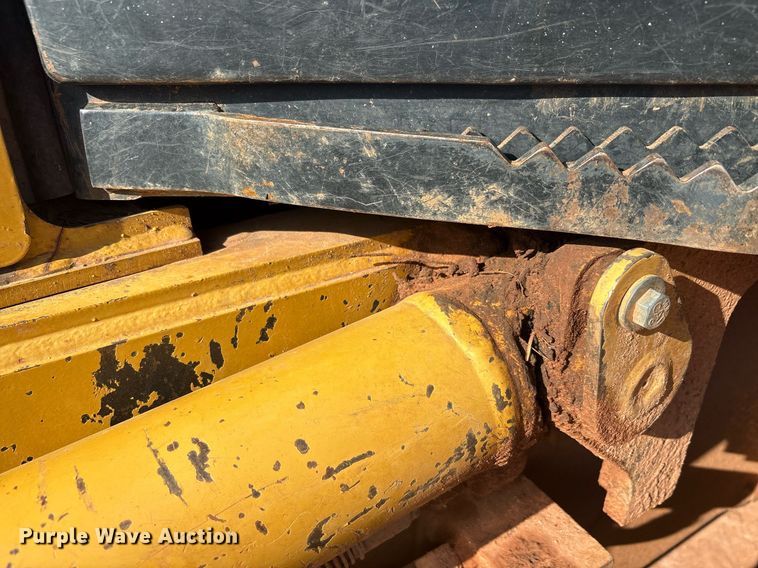 image for item DT6682 2012 Caterpillar D5K LGP dozer