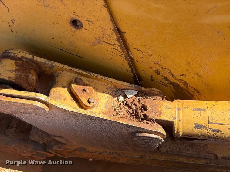 image for item DT6682 2012 Caterpillar D5K LGP dozer