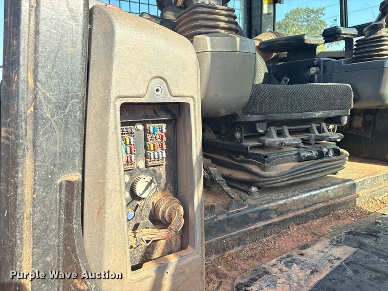 image for item DT6682 2012 Caterpillar D5K LGP dozer