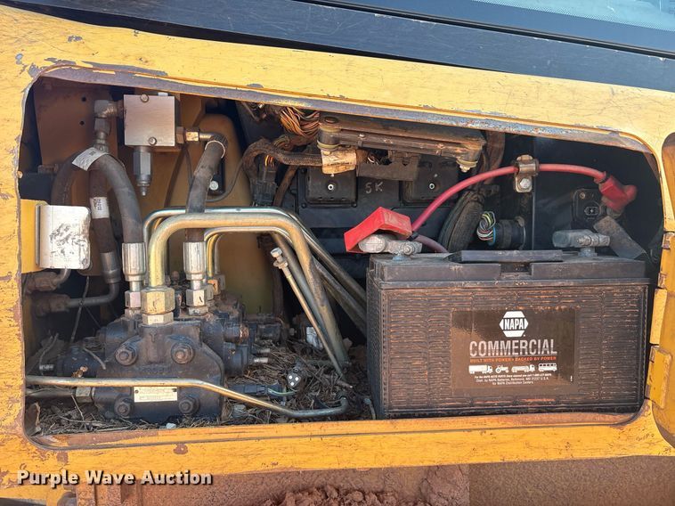 image for item DT6682 2012 Caterpillar D5K LGP dozer