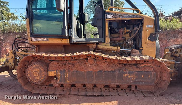 image for item DT6682 2012 Caterpillar D5K LGP dozer