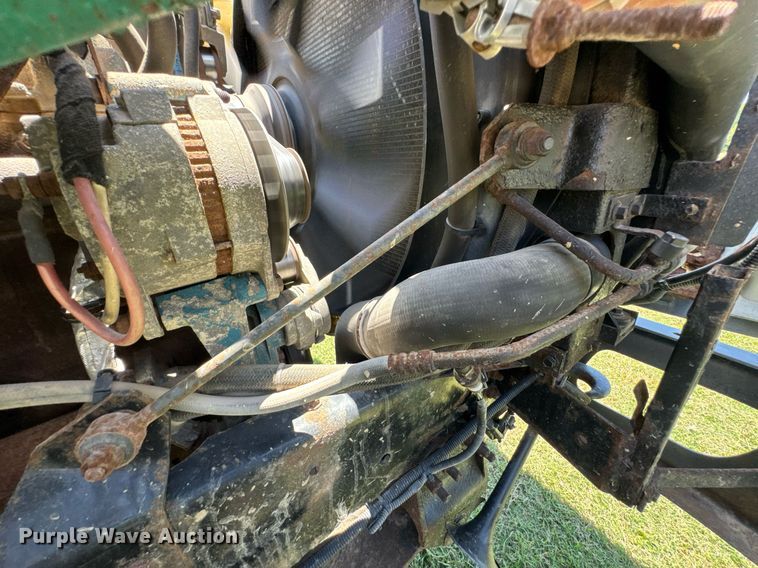 image for item DU9333 2004 International 7400 dump truck