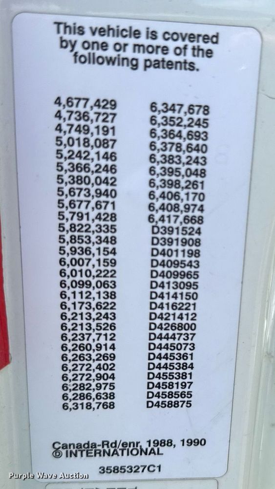 image for item DU9333 2004 International 7400 dump truck