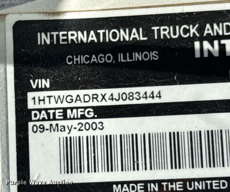 image for item DU9333 2004 International 7400 dump truck