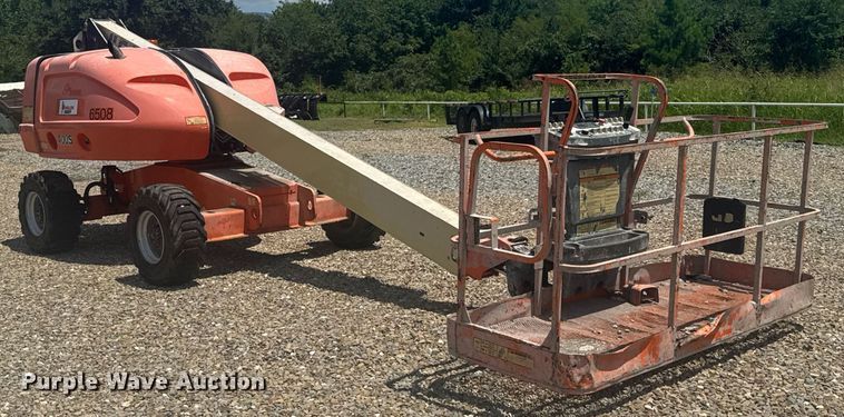 image for item DU9334 2006 JLG 400S boom lift