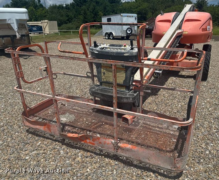 image for item DU9334 2006 JLG 400S boom lift