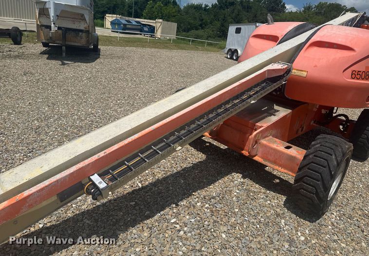 image for item DU9334 2006 JLG 400S boom lift