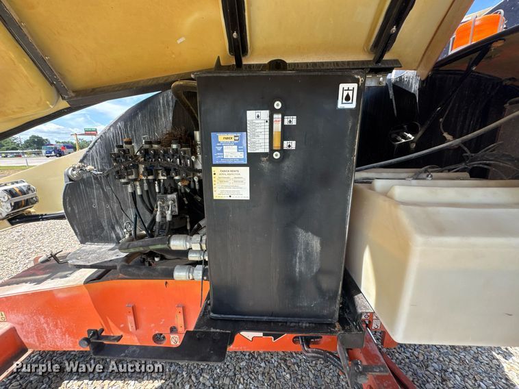 image for item DU9334 2006 JLG 400S boom lift