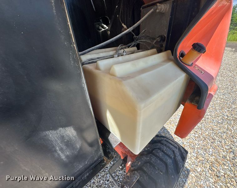 image for item DU9334 2006 JLG 400S boom lift