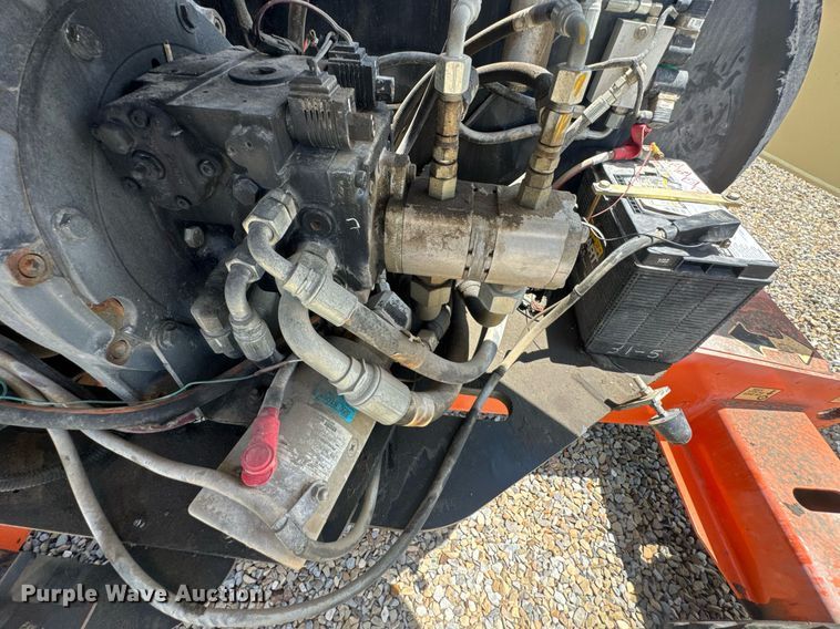 image for item DU9334 2006 JLG 400S boom lift