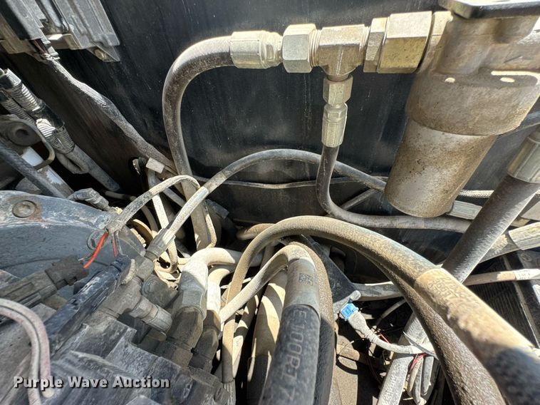 image for item DU9334 2006 JLG 400S boom lift