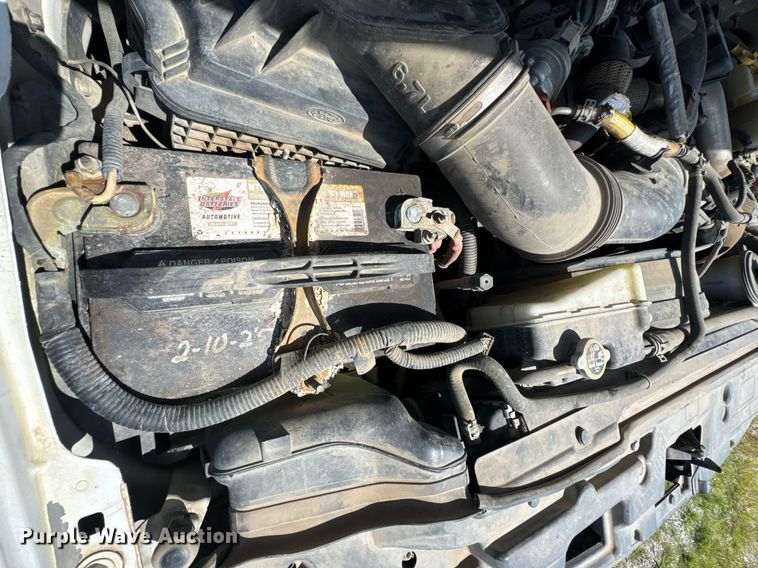 image for item DU9335 2019 Ford F550 bucket truck