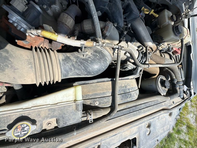 image for item DU9335 2019 Ford F550 bucket truck