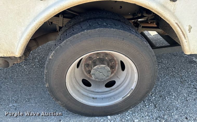 image for item DU9335 2019 Ford F550 bucket truck