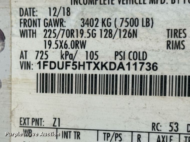 image for item DU9335 2019 Ford F550 bucket truck