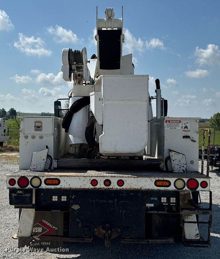 image for item DU9336 2014 Freightliner Business Class M2 bucket truck