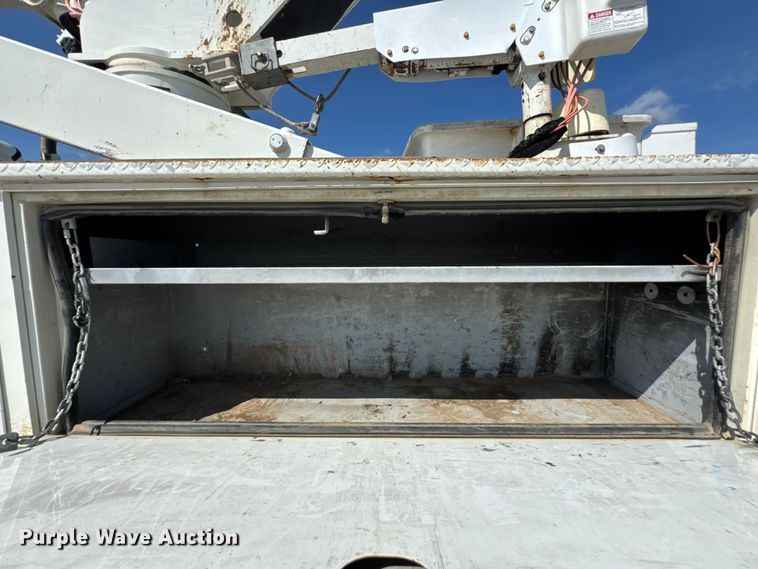 image for item DU9336 2014 Freightliner Business Class M2 bucket truck