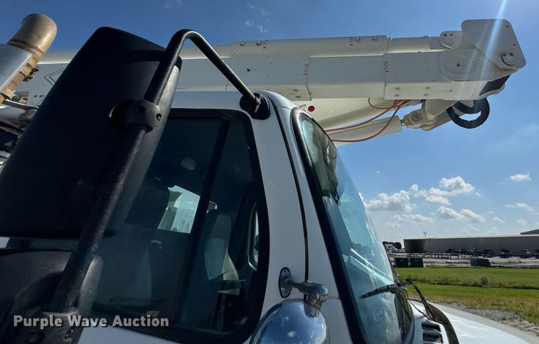 image for item DU9336 2014 Freightliner Business Class M2 bucket truck