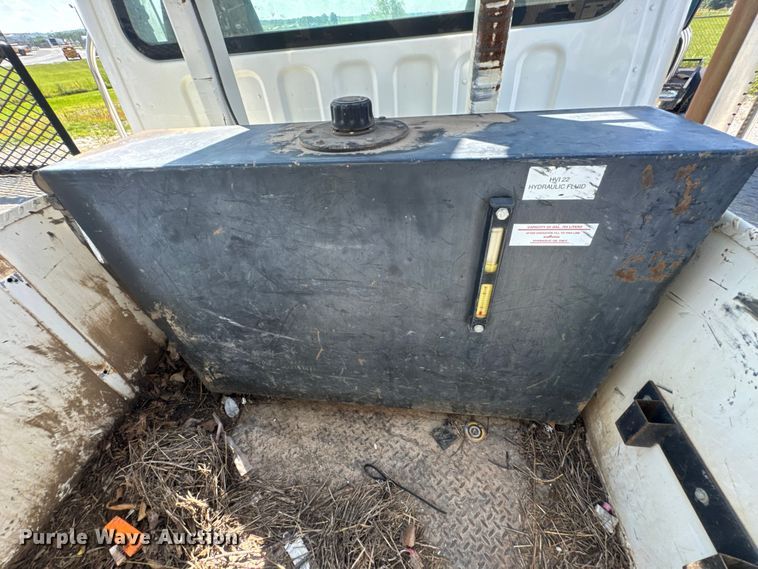 image for item DU9336 2014 Freightliner Business Class M2 bucket truck