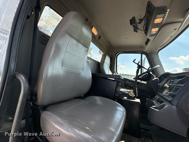 image for item DU9336 2014 Freightliner Business Class M2 bucket truck