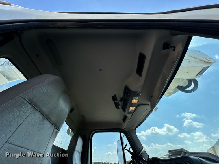 image for item DU9336 2014 Freightliner Business Class M2 bucket truck