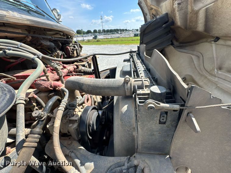 image for item DU9336 2014 Freightliner Business Class M2 bucket truck