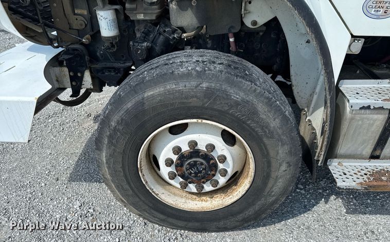 image for item DU9336 2014 Freightliner Business Class M2 bucket truck