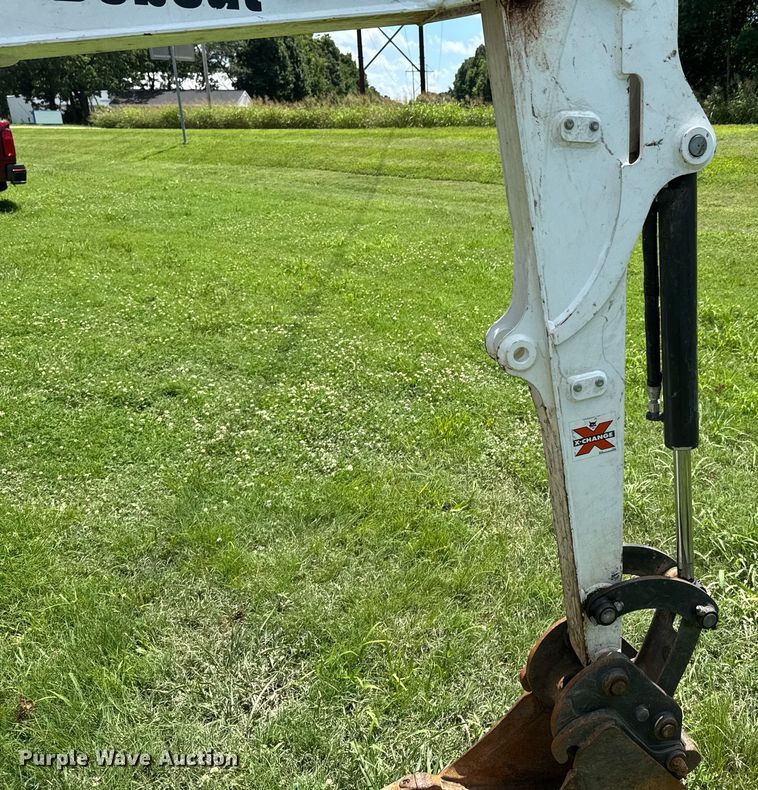 image for item DU9338 2022 Bobcat E26 mini excavator