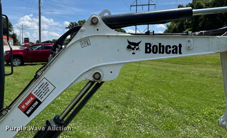 image for item DU9338 2022 Bobcat E26 mini excavator