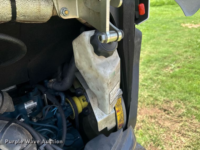 image for item DU9338 2022 Bobcat E26 mini excavator