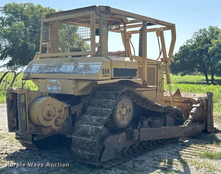 TOPADOR FRONTAL 1986 CATERPILLAR D6HSERIESII