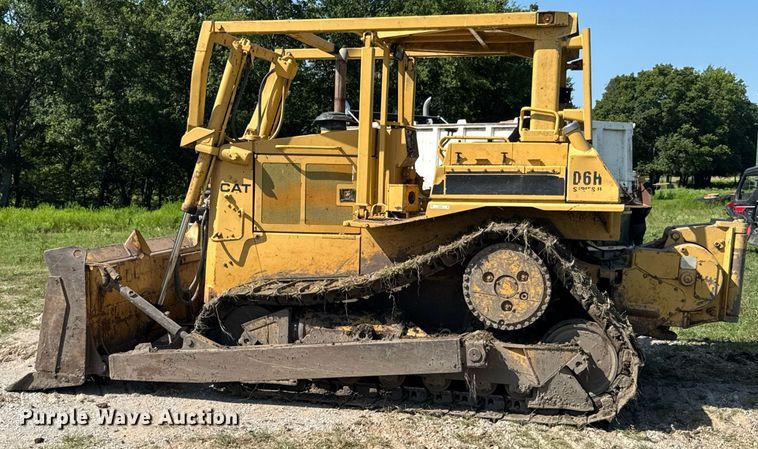 image for item DU9342 1986 Caterpillar D6H Series II dozer