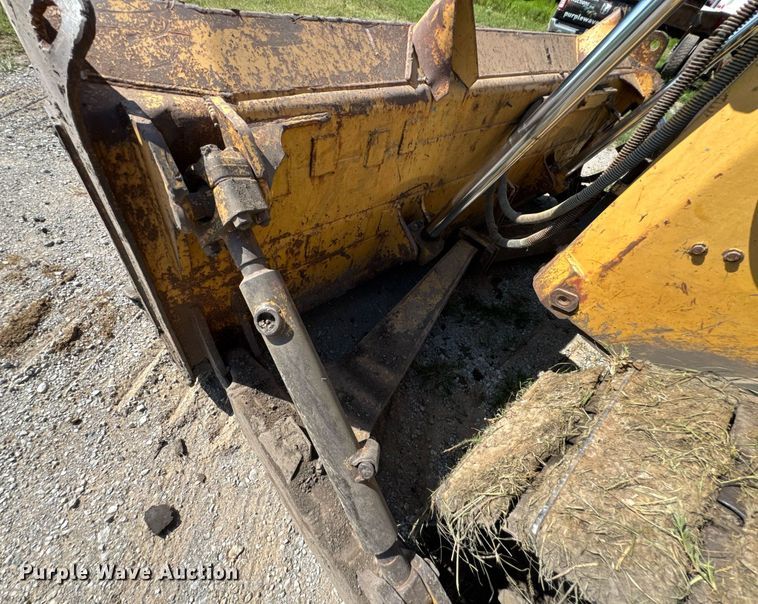 image for item DU9342 1986 Caterpillar D6H Series II dozer