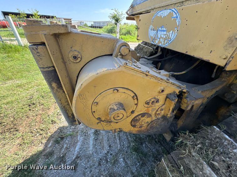 image for item DU9342 1986 Caterpillar D6H Series II dozer