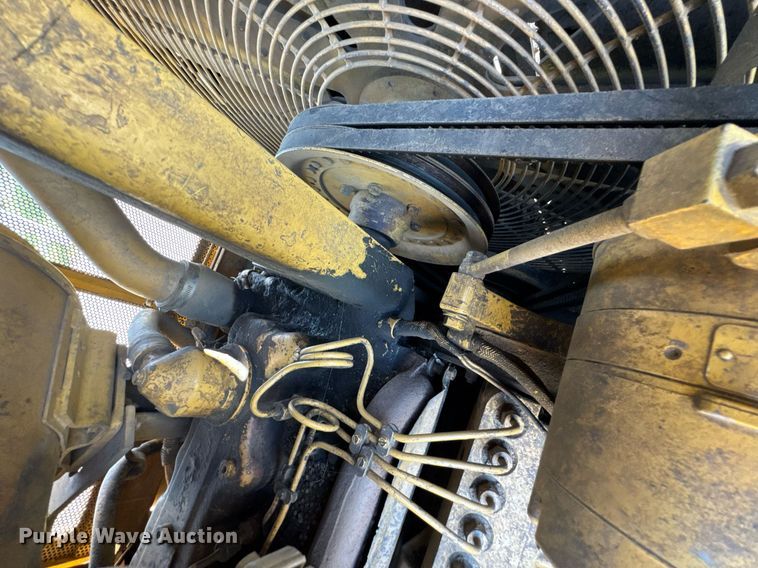 image for item DU9342 1986 Caterpillar D6H Series II dozer