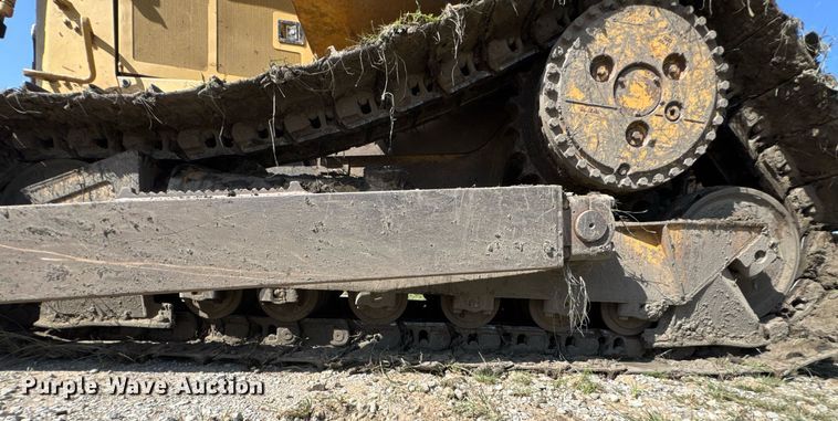 image for item DU9342 1986 Caterpillar D6H Series II dozer