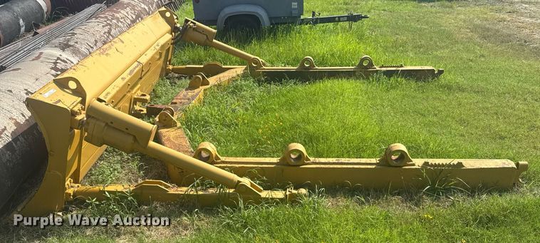 image for item DU9344 13' W dozer blade