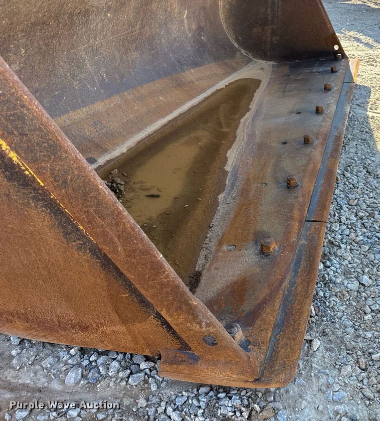 image for item DV1766 2004 Komatsu WA250-5 wheel loader