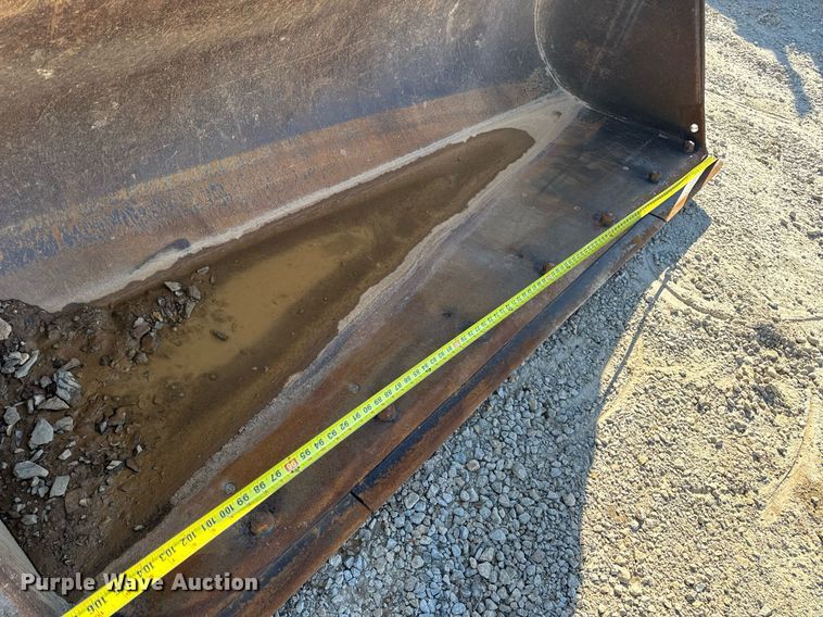 image for item DV1766 2004 Komatsu WA250-5 wheel loader