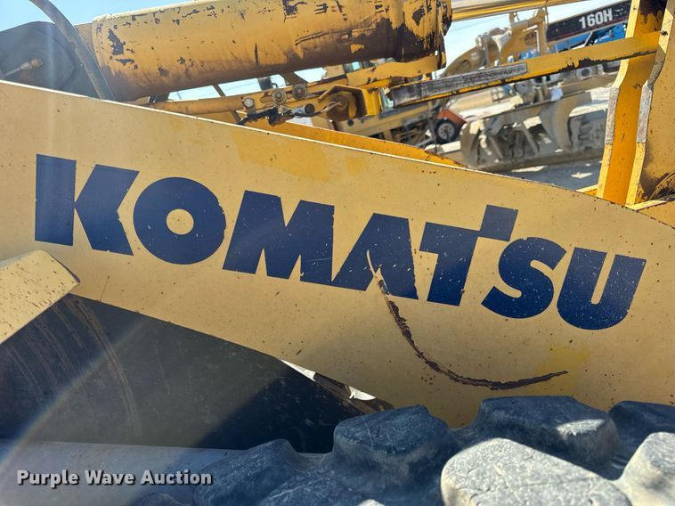 image for item DV1766 2004 Komatsu WA250-5 wheel loader