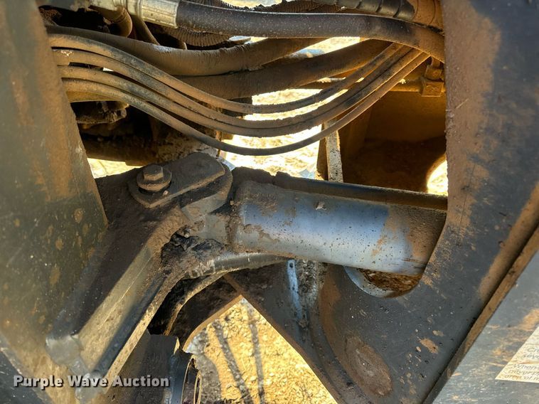 image for item DV1766 2004 Komatsu WA250-5 wheel loader