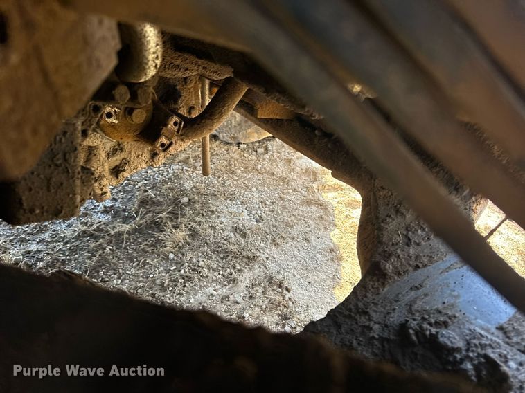 image for item DV1766 2004 Komatsu WA250-5 wheel loader