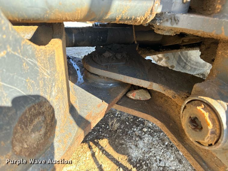 image for item DV1766 2004 Komatsu WA250-5 wheel loader