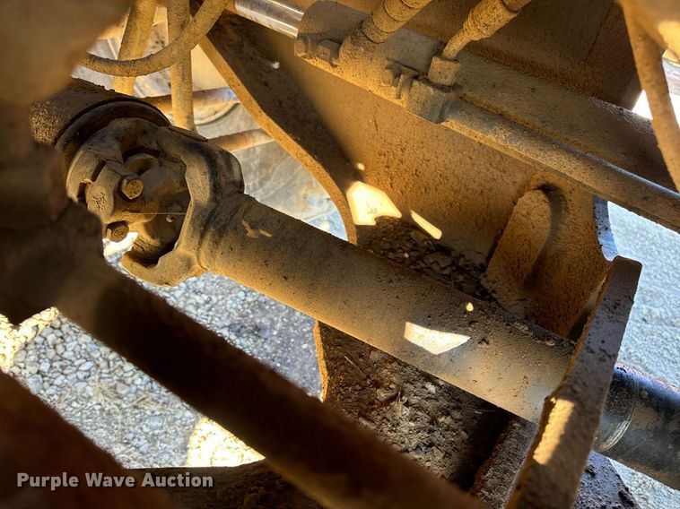 image for item DV1766 2004 Komatsu WA250-5 wheel loader