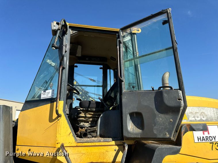 image for item DV1766 2004 Komatsu WA250-5 wheel loader