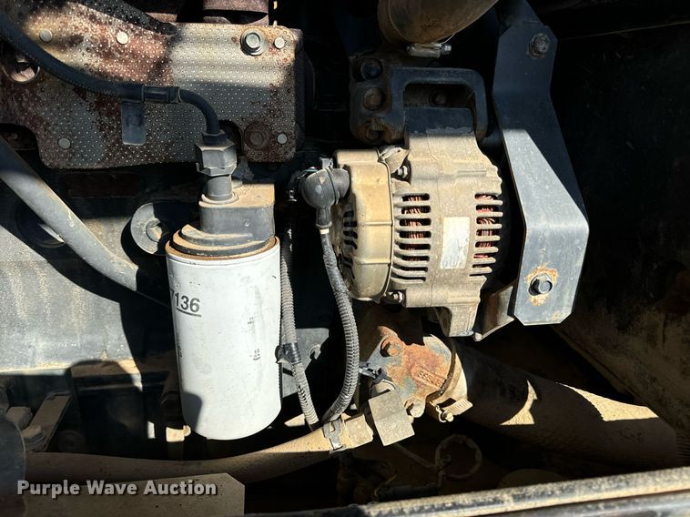 image for item DV1766 2004 Komatsu WA250-5 wheel loader