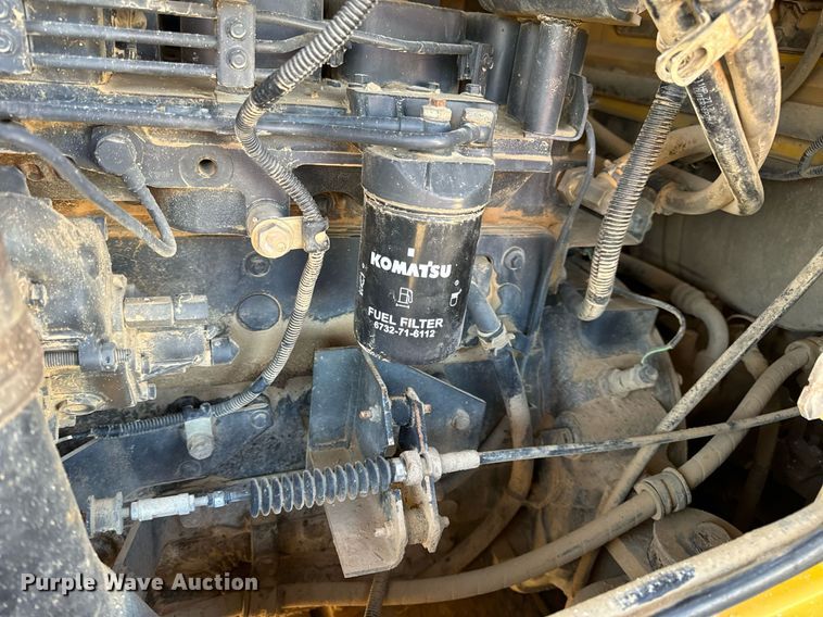 image for item DV1766 2004 Komatsu WA250-5 wheel loader