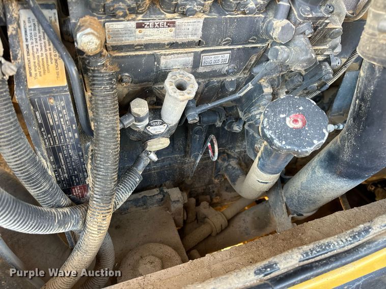 image for item DV1766 2004 Komatsu WA250-5 wheel loader