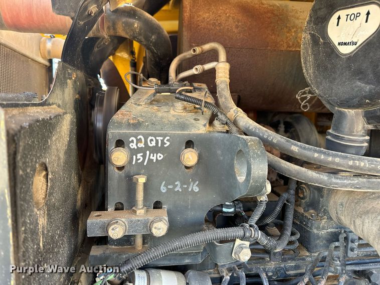 image for item DV1766 2004 Komatsu WA250-5 wheel loader